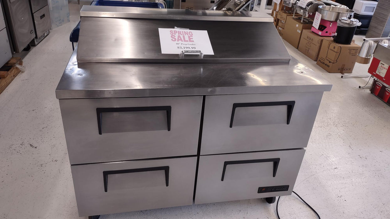 True TSSU-48-12D-4-HC 48" 12 Pan Salad/Sandwich Prep Table With 4-Drawers