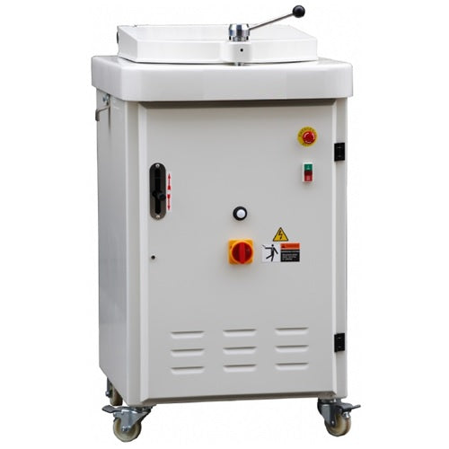 BakeMax BMBT030 Hydraulic Dough Divider - 20 Piece Divider